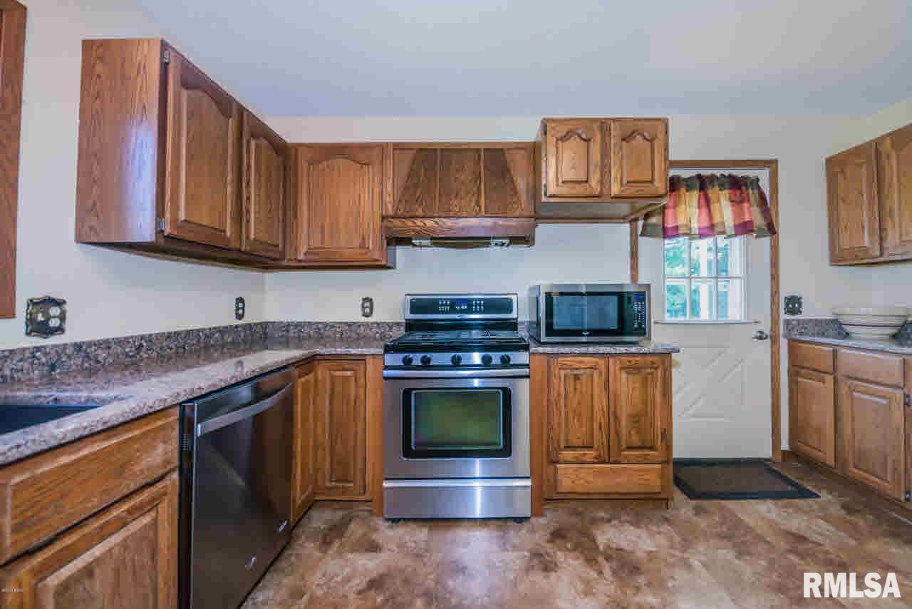 6983 Golf Course Road McLeansboro, IL 62859 - Photo 17 of 80 Gallery Image 17