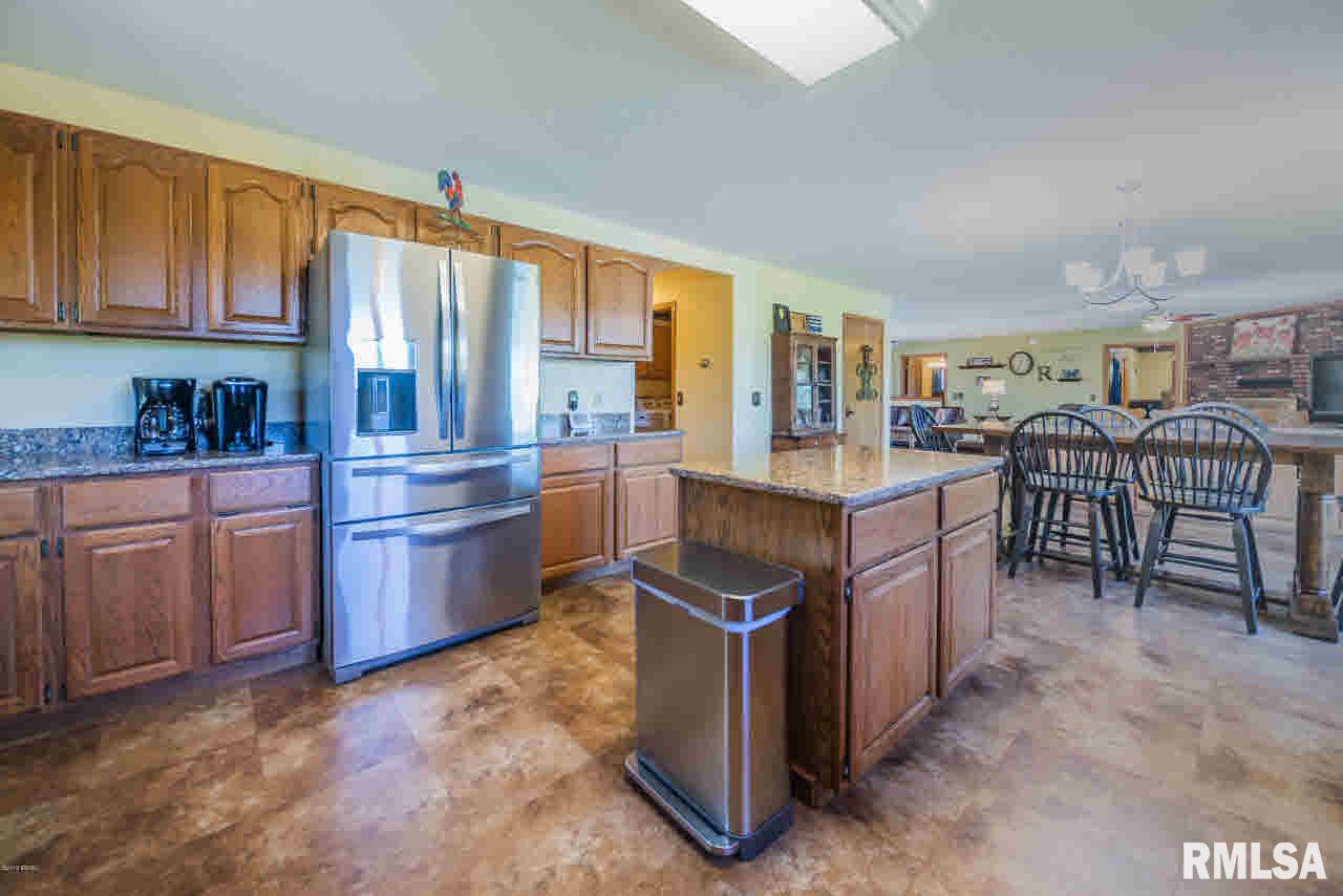 6983 Golf Course Road McLeansboro, IL 62859 - Photo 18 of 80 Gallery Image 18