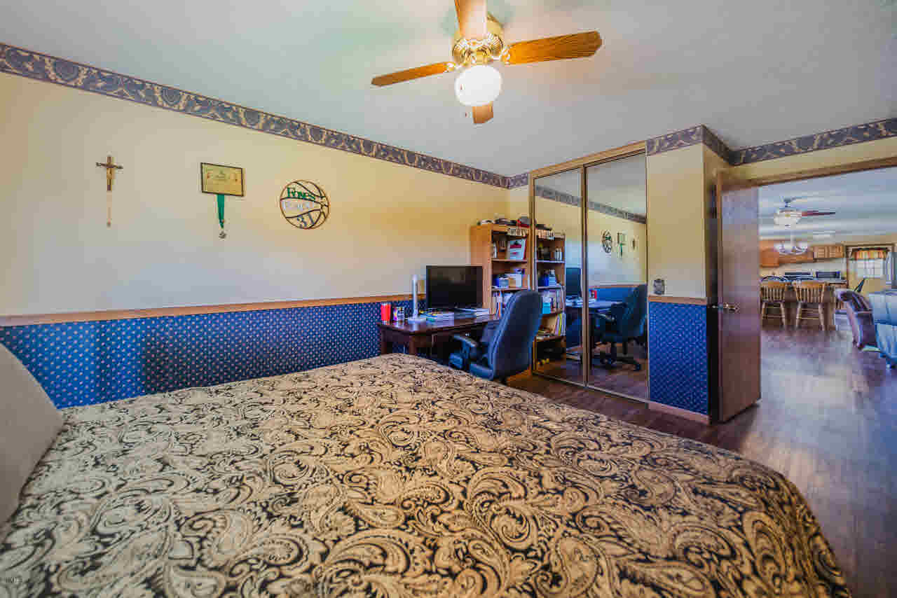 6983 Golf Course Road McLeansboro, IL 62859 - Photo 34 of 80 Gallery Image 34