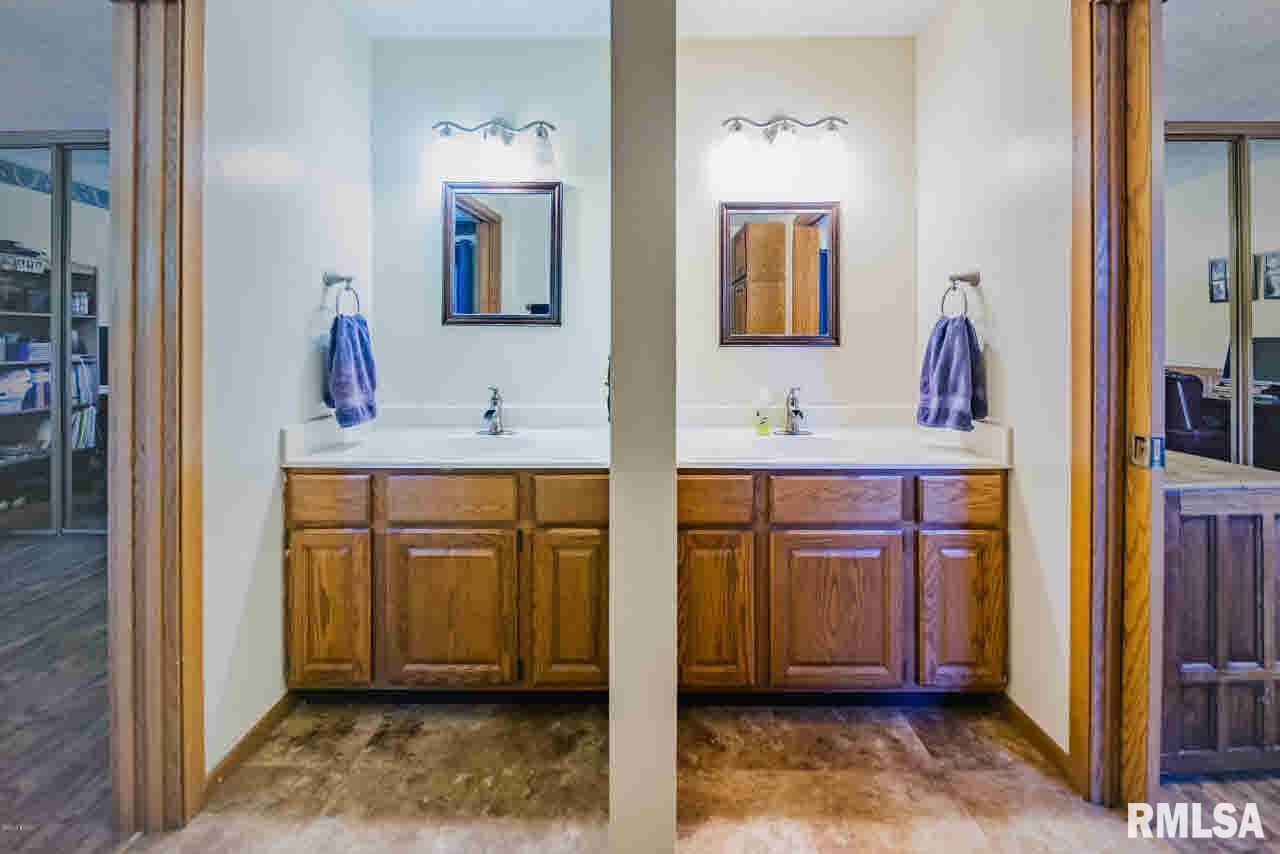 6983 Golf Course Road McLeansboro, IL 62859 - Photo 35 of 80 Gallery Image 35