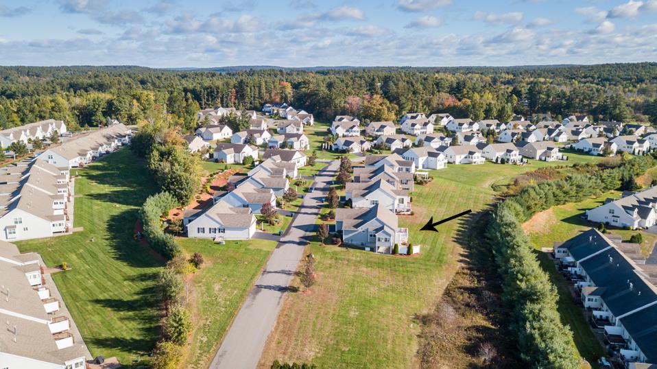 27 Misty Meadow Road Windham, NH 03087 - Photo 28 of 31