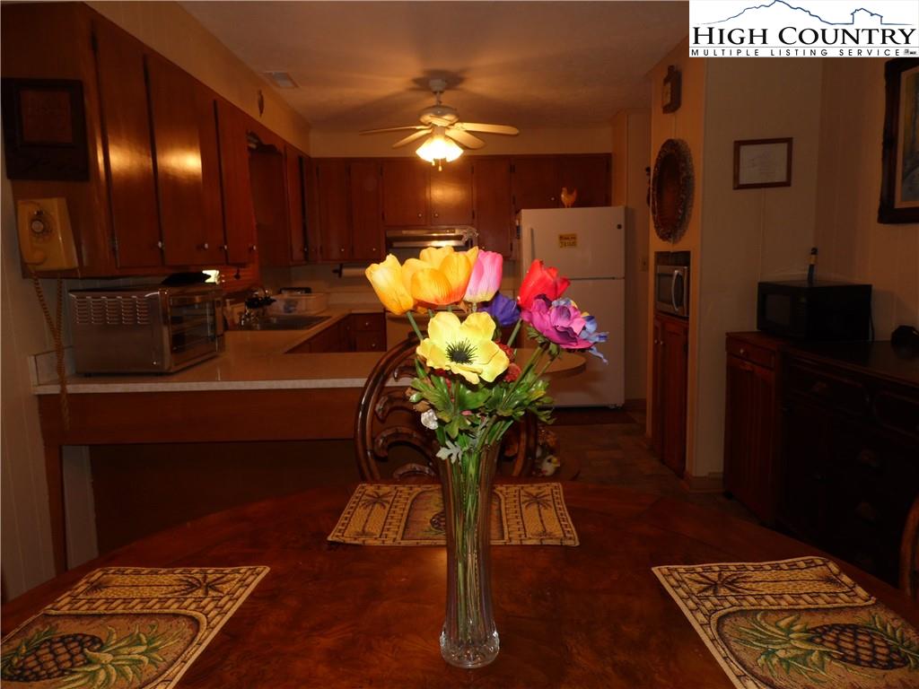128 Mitchell Mountain Road Sparta, NC 28675 - Photo 41 of 46 Gallery Image 41