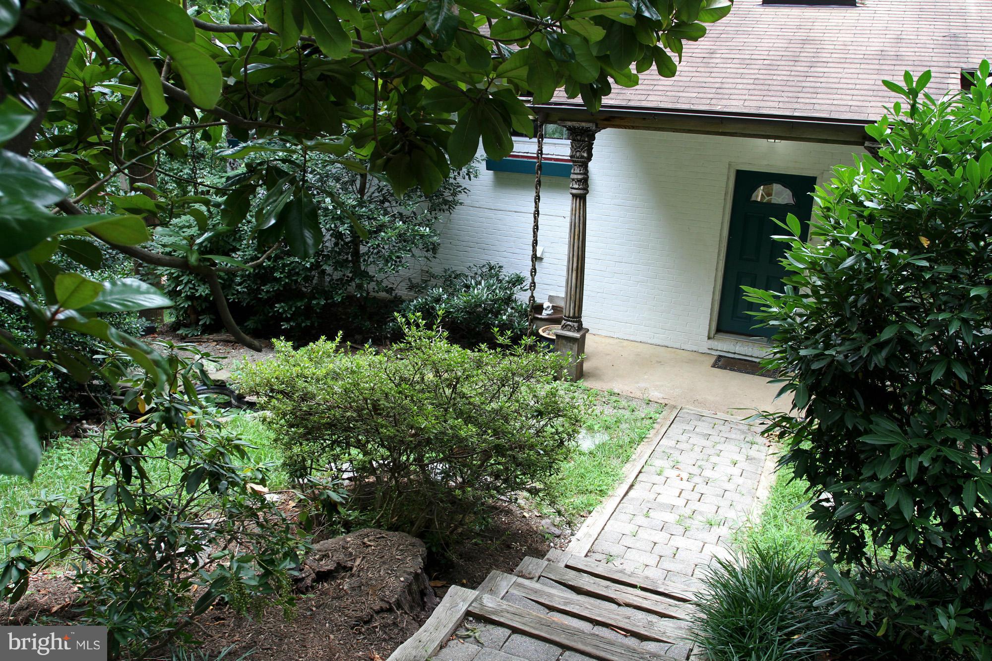 103 Cresston Road Arnold, MD 21012 - Photo 22 of 23 Exterior (Front)