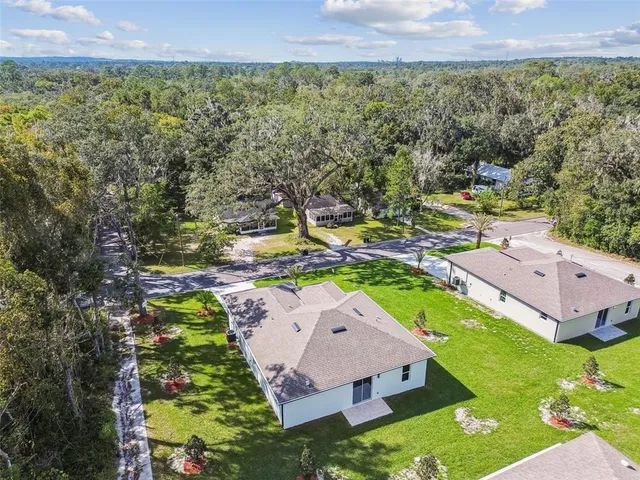 $2,700 | 300 North Lemon Avenue, Brooksville, FL 34601