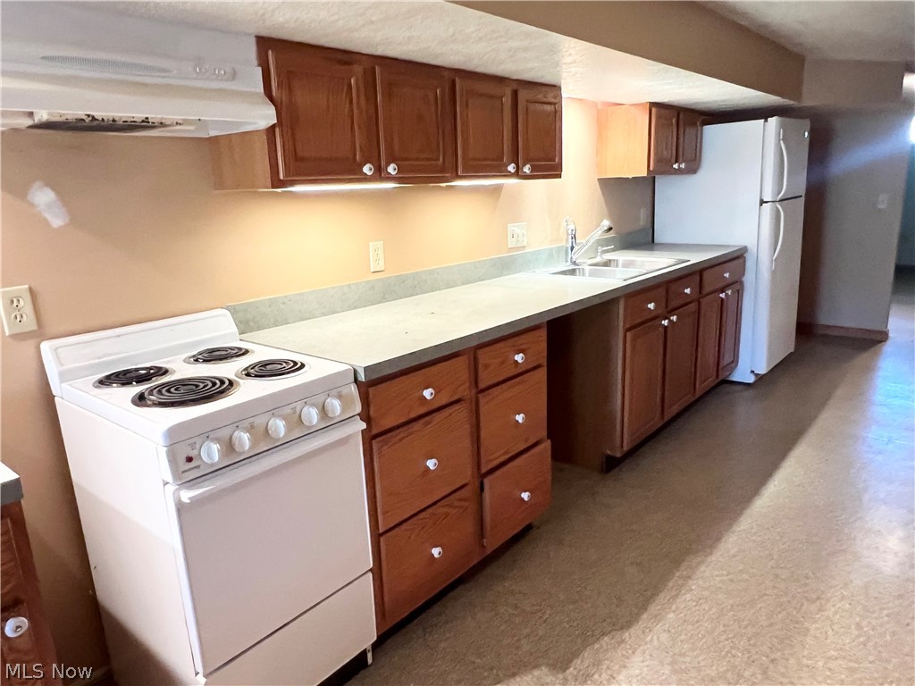 7307 Euclid Chardon Road Kirtland, OH 44094 - Photo 12 of 36