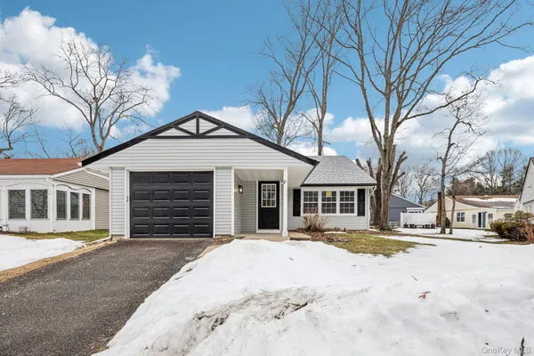 $489,000 | 151 Laurance Lane, Ridge, NY 11961