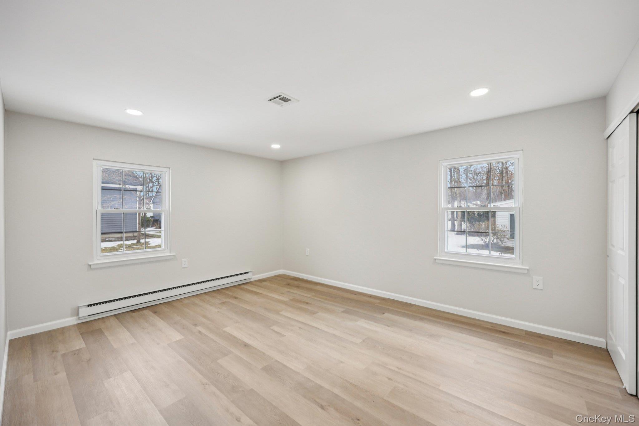 151 Laurance Lane Ridge, NY 11961 - Photo 21 of 33