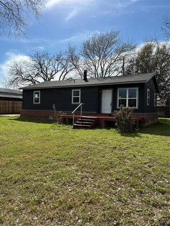 $200,000 | 5066 East Highway 199, Springtown, TX 76082