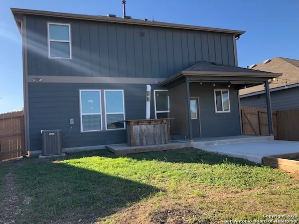 $2,850 | 27702 Azalea Creek, Boerne, TX 78015