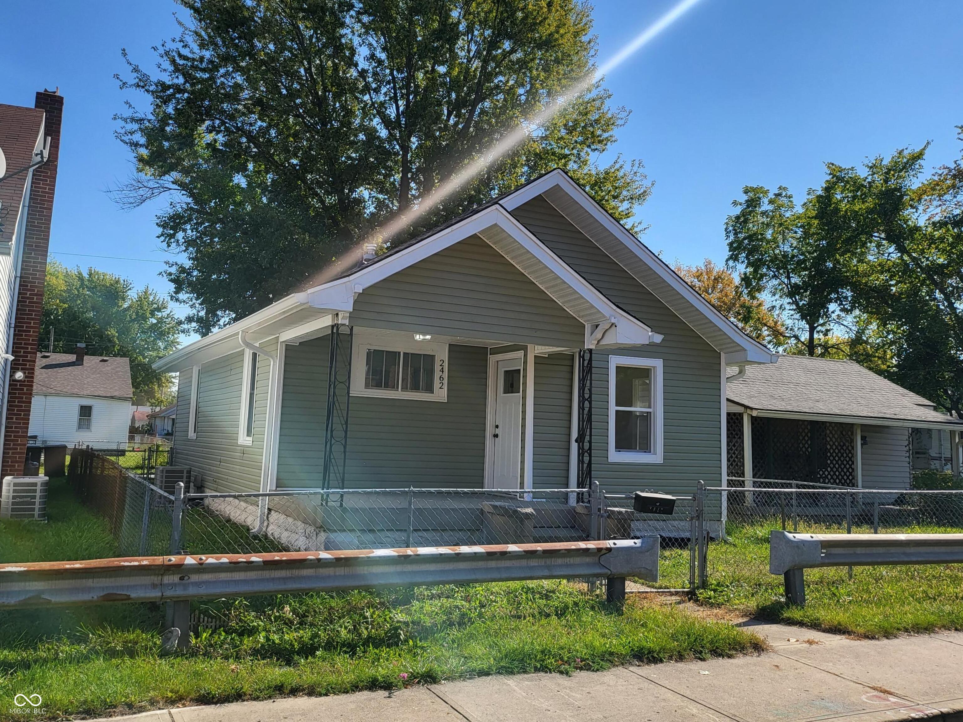 2462 Main Street Anderson, IN 46016 - Photo 2 of 15