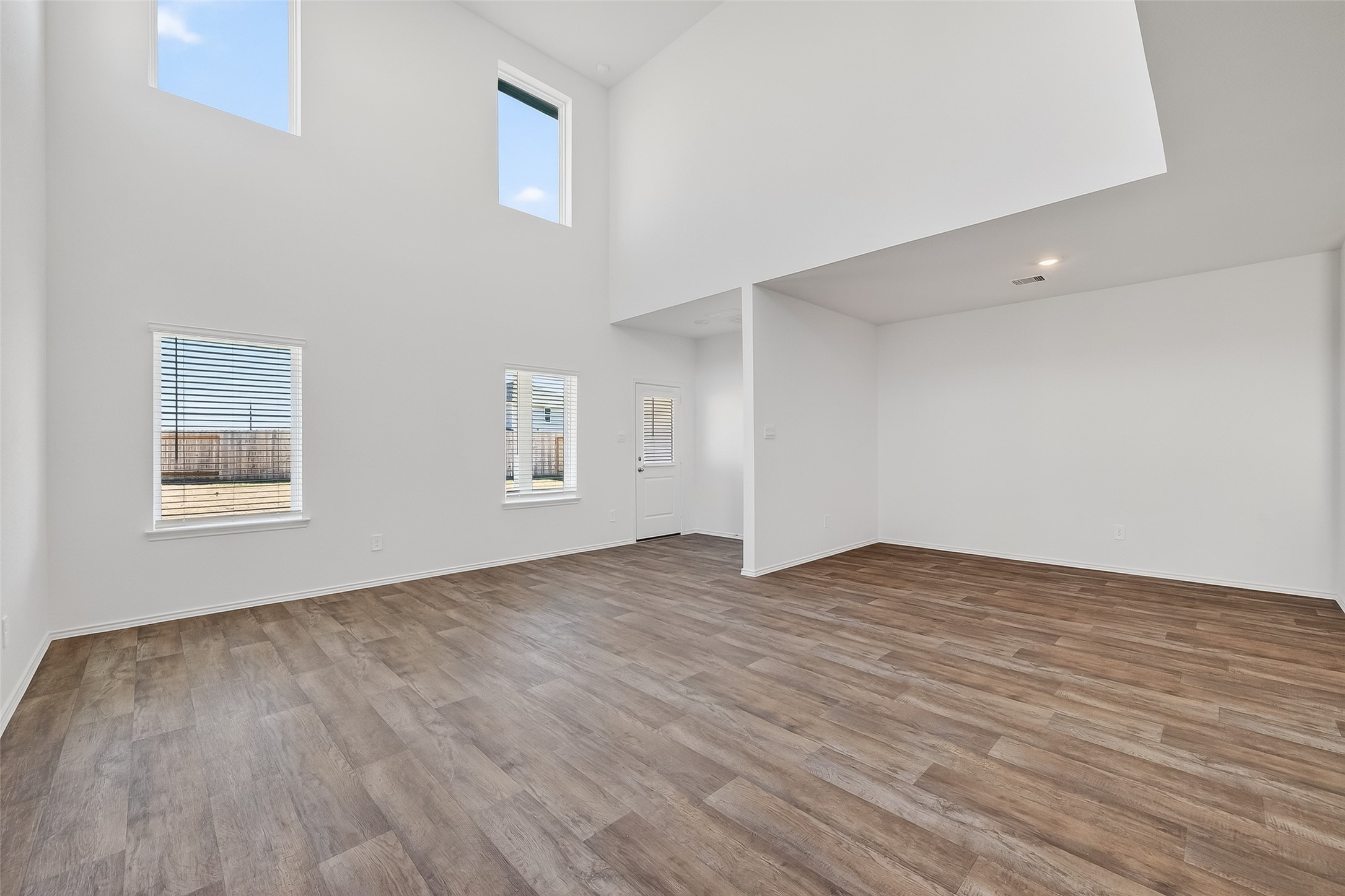 3711 Zoeys Way Fulshear, TX 77423 - Photo 21 of 50