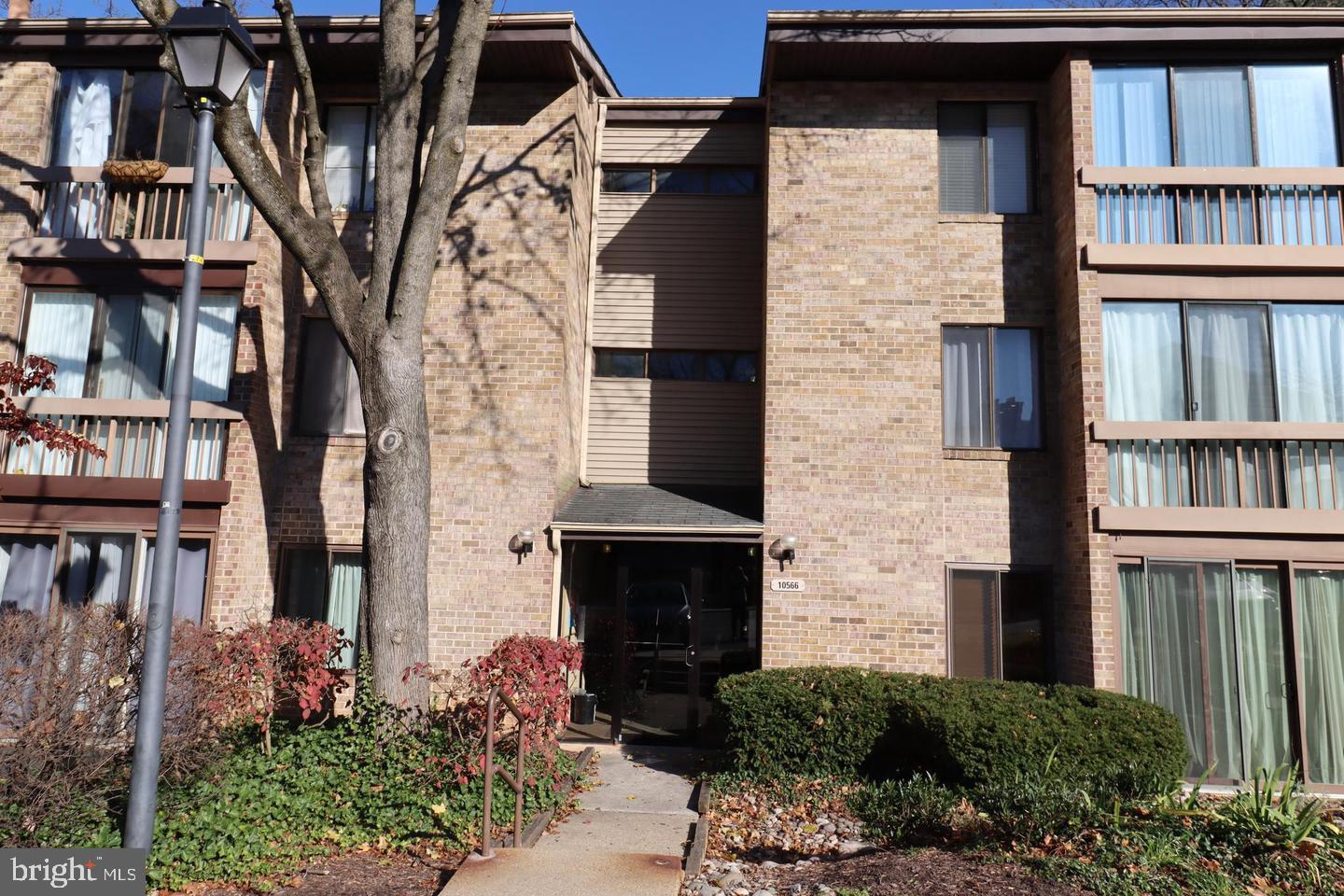 10566 Twin Rivers Road, Unit E2 Columbia, MD 21044 - Photo 2 of 17 Front - Exterior