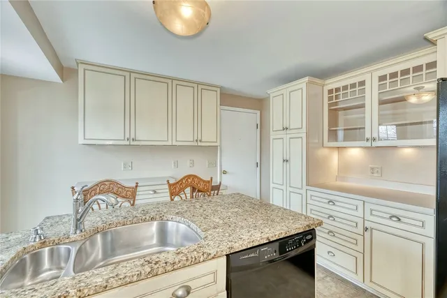 $239,900 | 334 Kartes Drive, Greece, NY 14616