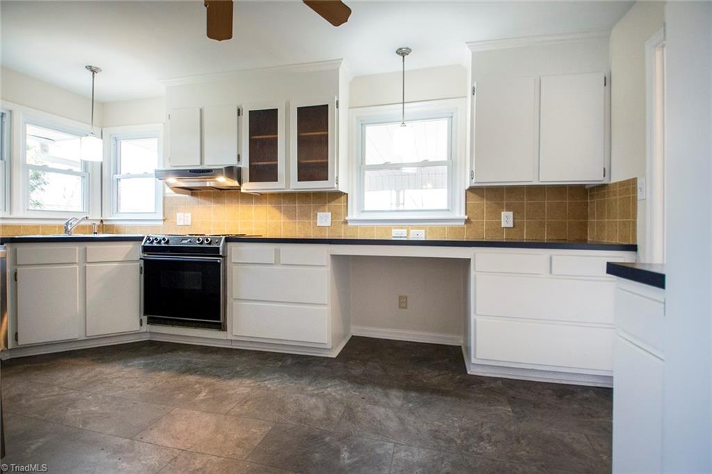 1643 Sandersted Road Southwest Winston-Salem, NC 27103 - Photo 17 of 27 Gallery Image 17
