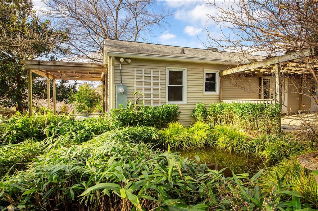 1643 Sandersted Road Southwest Winston-Salem, NC 27103 - Photo 20 of 27 Gallery Image 20