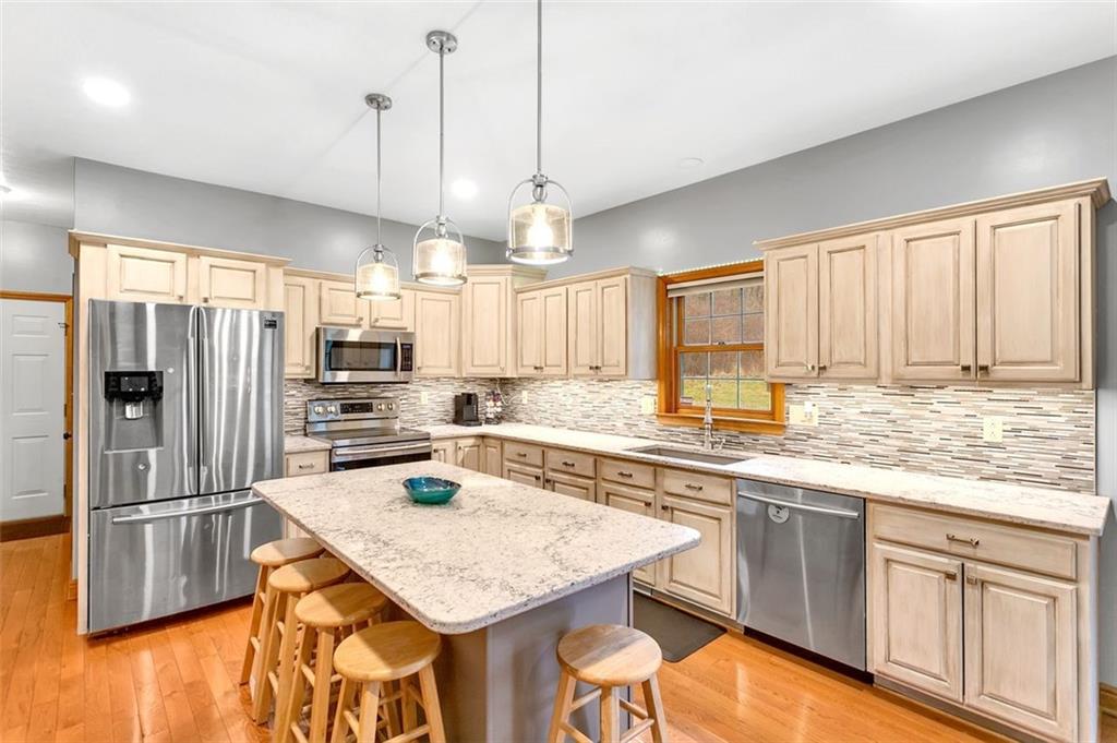 6 Chubbic Road Canonsburg, PA 15317 - Photo 6 of 40 Gallery Image 6