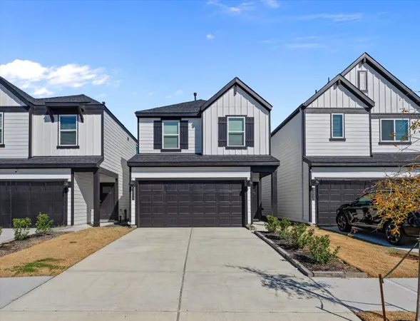 $2,400 | 3215 Rainwood Gate Drive, Houston, TX 77047