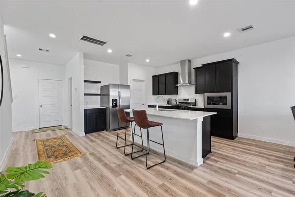 $2,400 | 3215 Rainwood Gate Drive, Houston, TX 77047