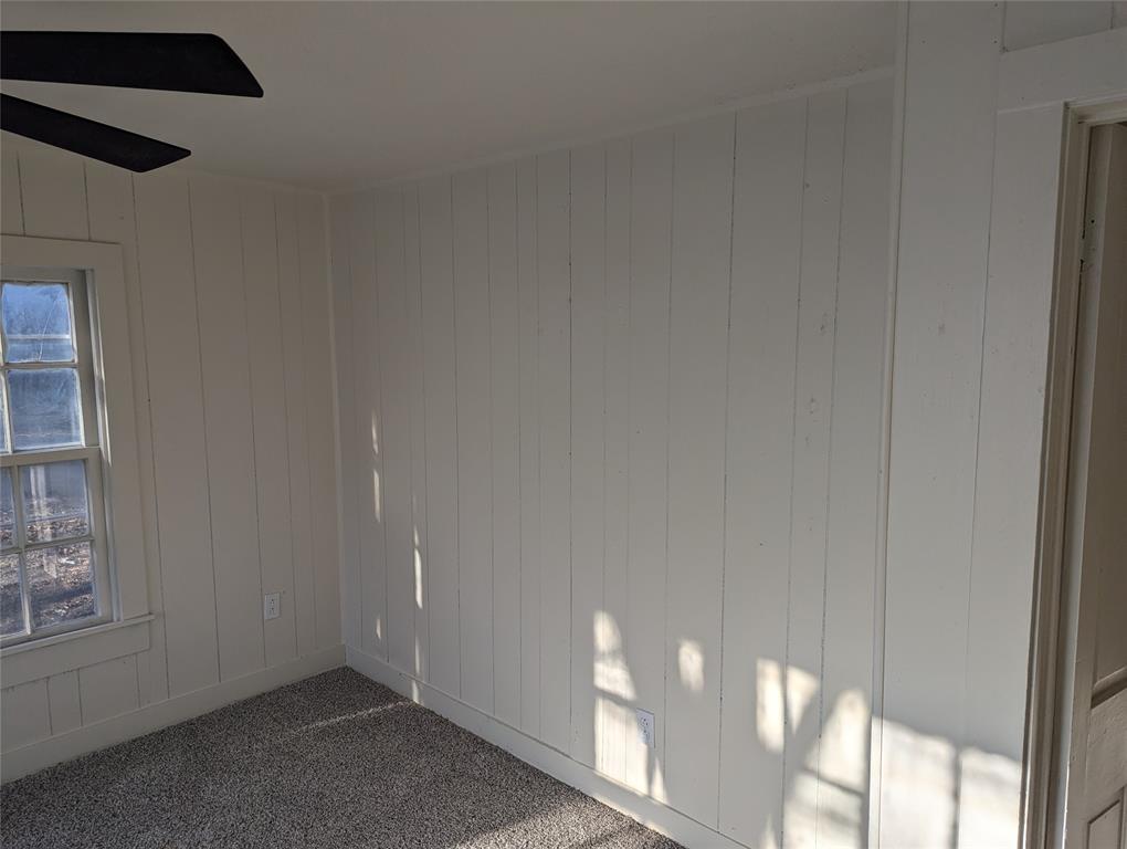 502 East Baker Street Hamilton, TX 76531 - Photo 11 of 37 a view of an empty room