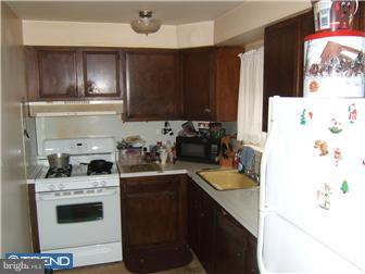 1502 Rainer Road Brookhaven, PA 19015 - Photo 4 of 6 Kitchen