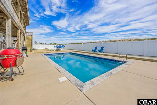 $1,995,000 | 25251 Lee O'Neal Lane, Waves, NC 27982