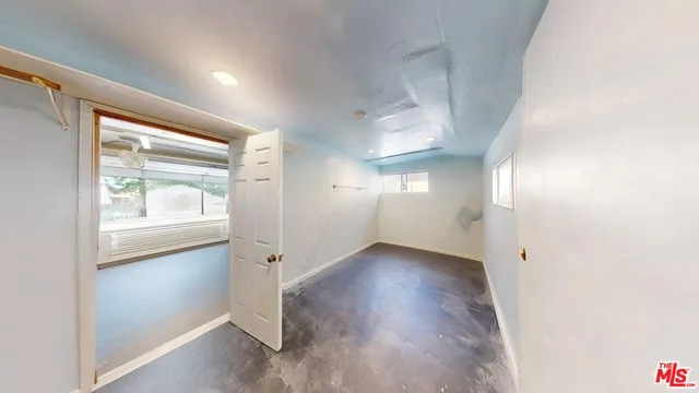 $1,570,000 | 535 Woodbury Road, Glendale, CA 91206