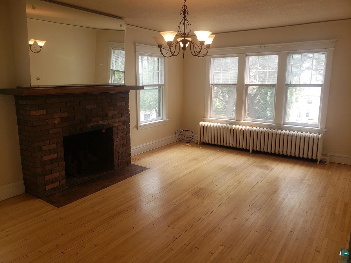 2024 West 4th Street Duluth, MN 55806 - Photo 12 of 41 Unit 1 Living room