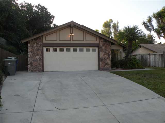 355 Compass Road Oceanside, CA 92054 - Photo 2 of 25