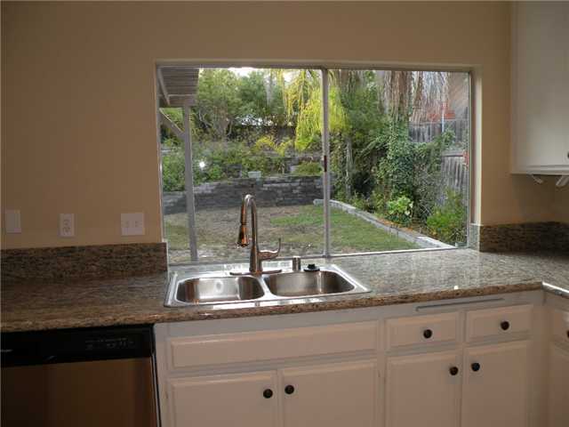 355 Compass Road Oceanside, CA 92054 - Photo 8 of 25