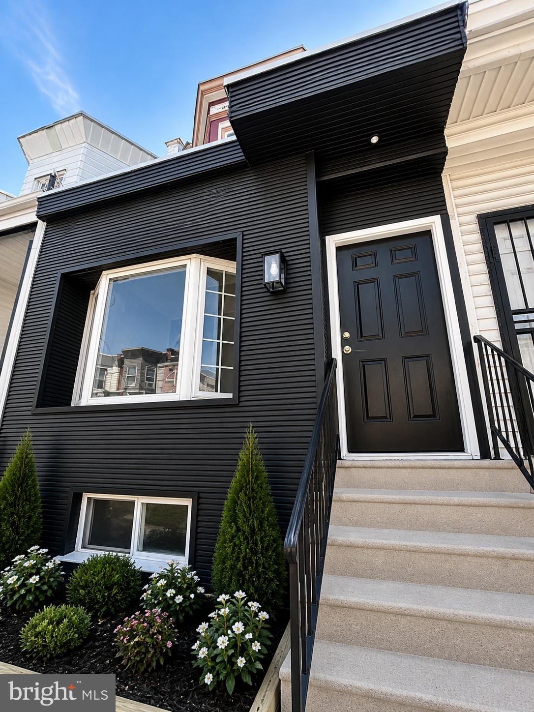 5542 Elliott Street Philadelphia, PA 19143 - Photo 3 of 24