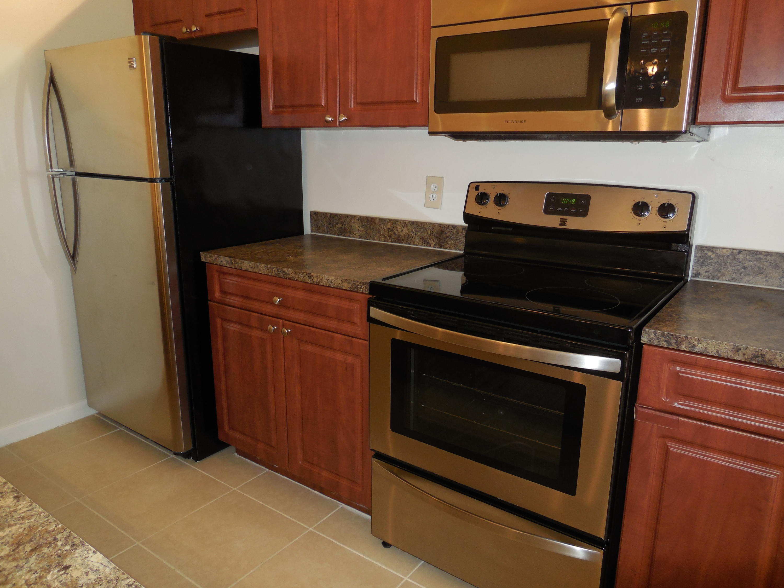 852 Blue Ridge Circle West Palm Beach, FL 33409 - Photo 2 of 19 kitchen