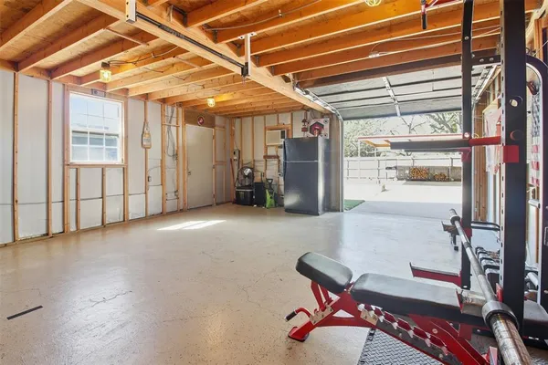 $260,000 | 1018 Princeton Place, Cleburne, TX 76033