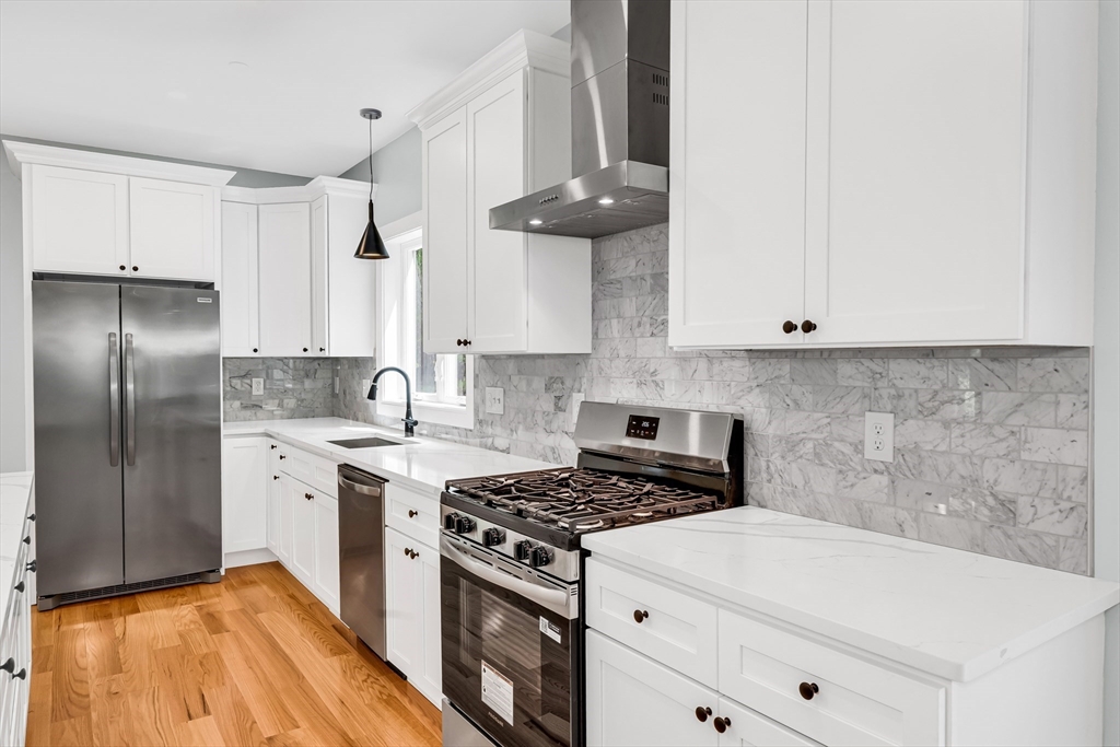 374 Brandy Brow Road Haverhill, MA 01830 - Photo 10 of 30