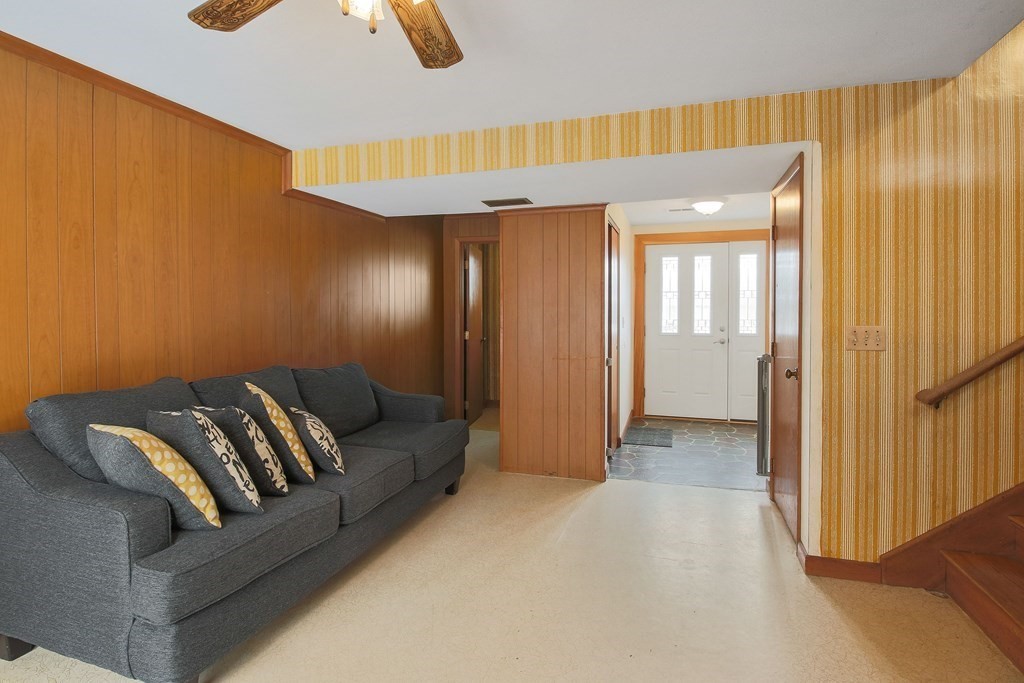 8 Elizabeth Road Milford, MA 01757 - Photo 19 of 33 Gallery Image 19