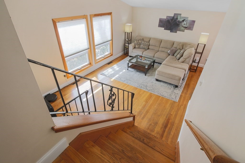 8 Elizabeth Road Milford, MA 01757 - Photo 4 of 33 Gallery Image 4