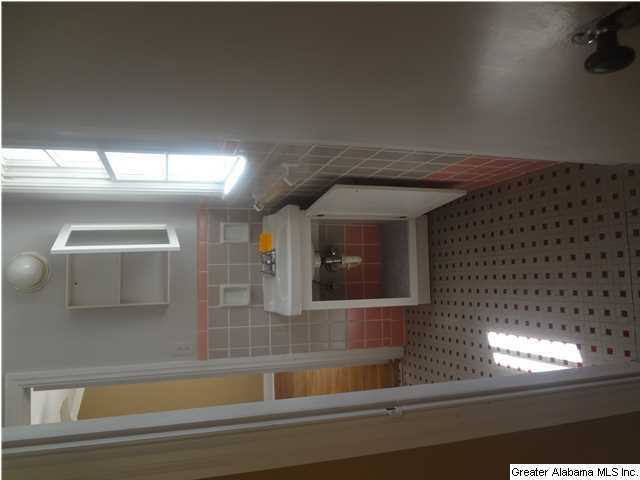 1905 Saulter Road Birmingham, AL 35209 - Photo 14 of 18