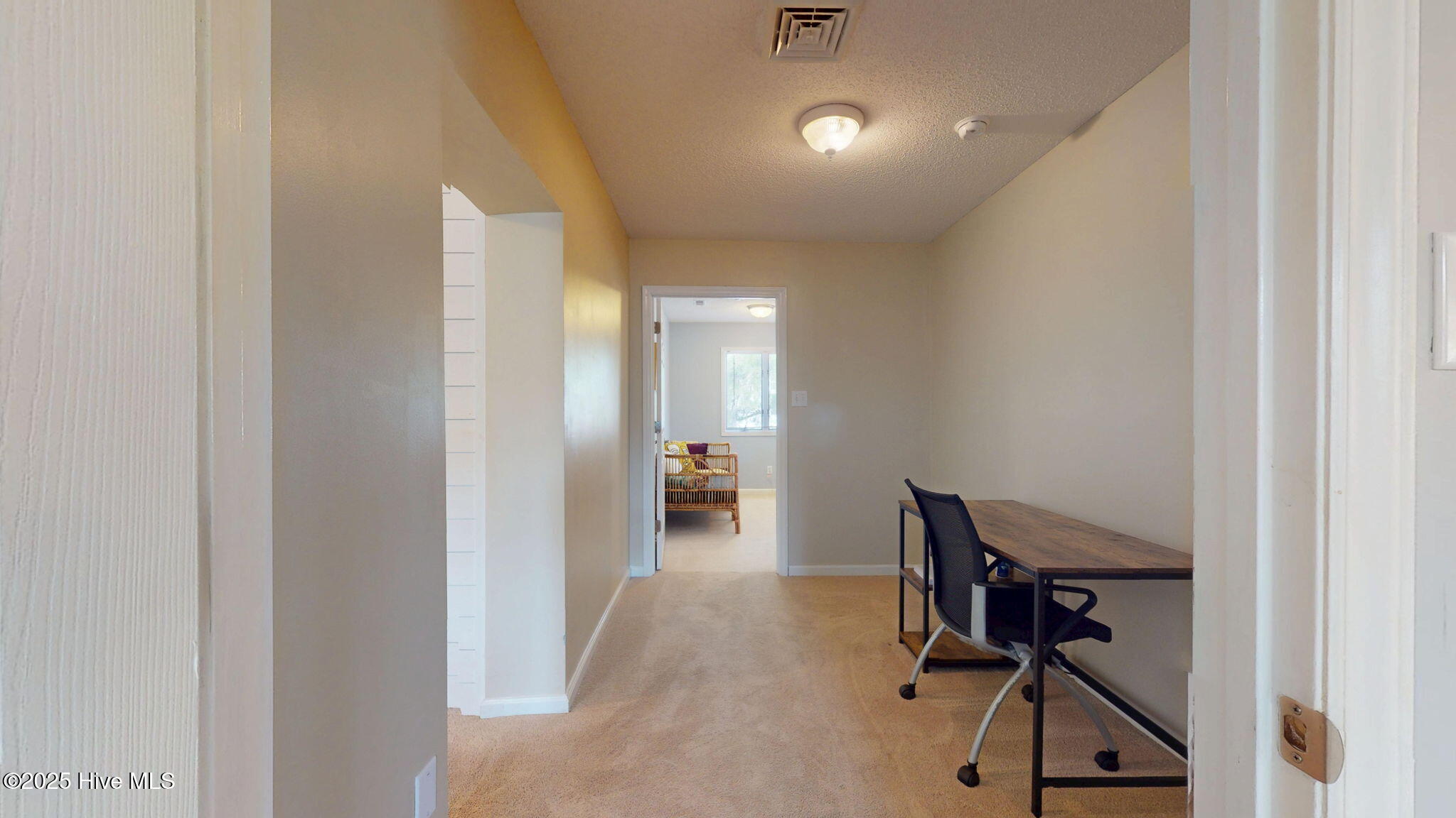 5410 Trade Winds Road New Bern, NC 28560 - Photo 34 of 66 Office/Flex space Niche - upstairs