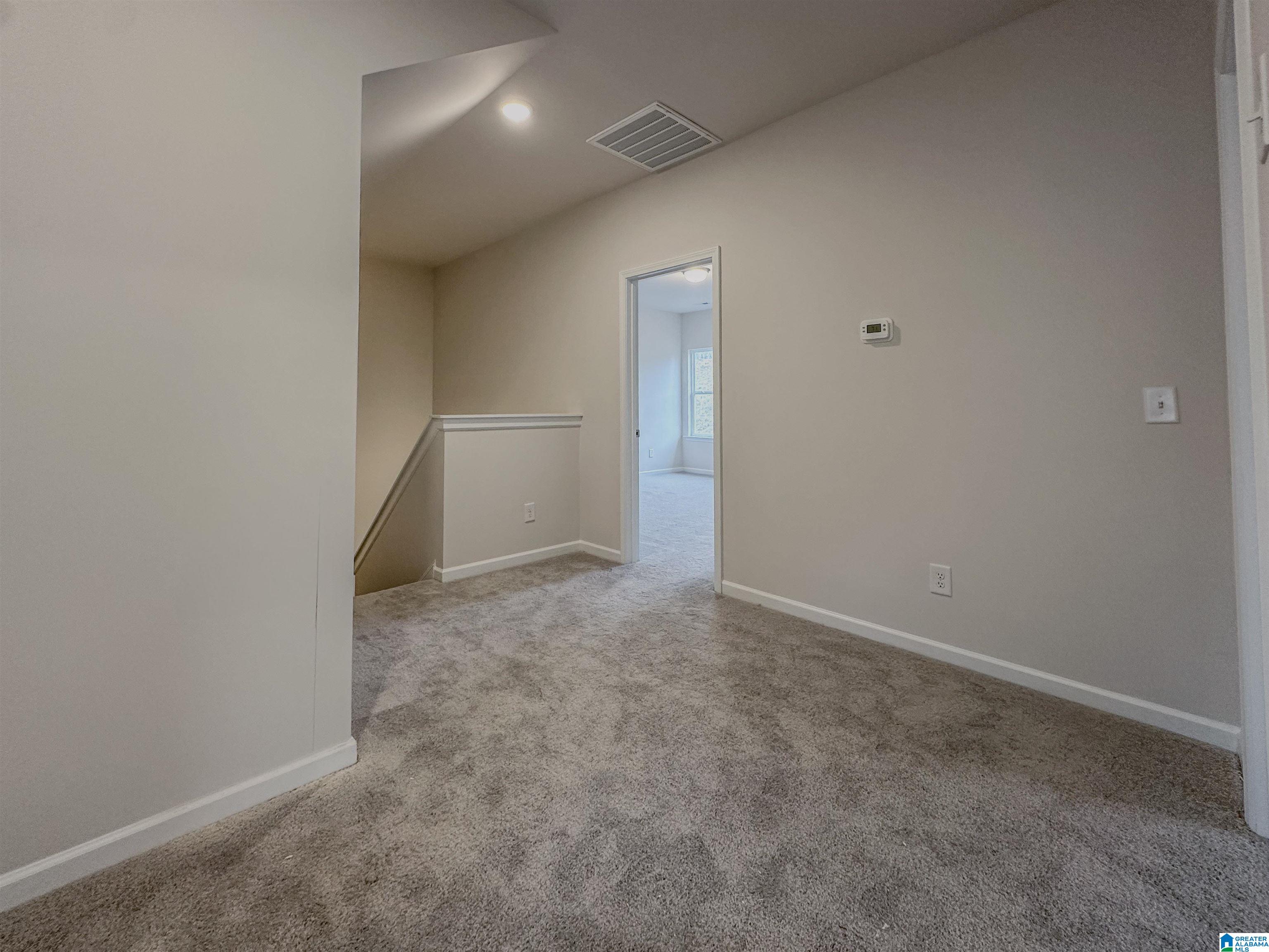 2037 Vly Run Leeds, AL 35094 - Photo 13 of 28