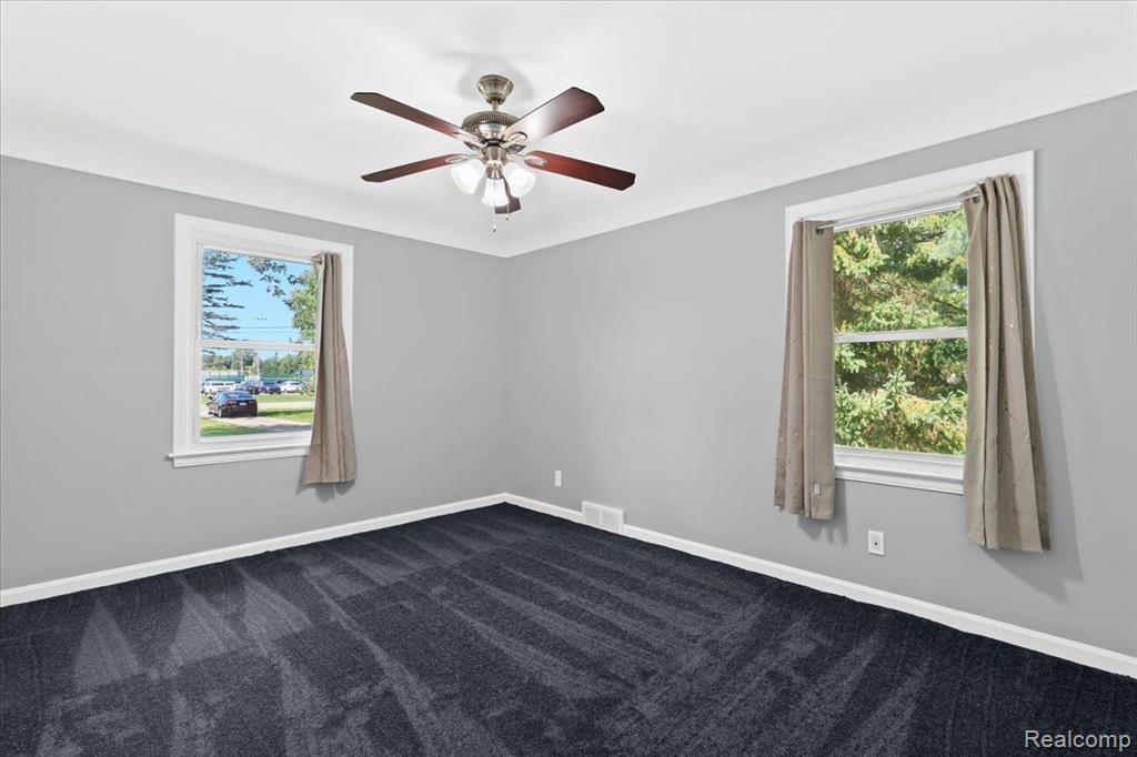31354 Evergreen Road Beverly Hills, MI 48025 - Photo 22 of 39