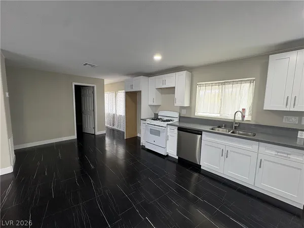 $1,321 | 223 Mojave Lane, Henderson, NV 89015