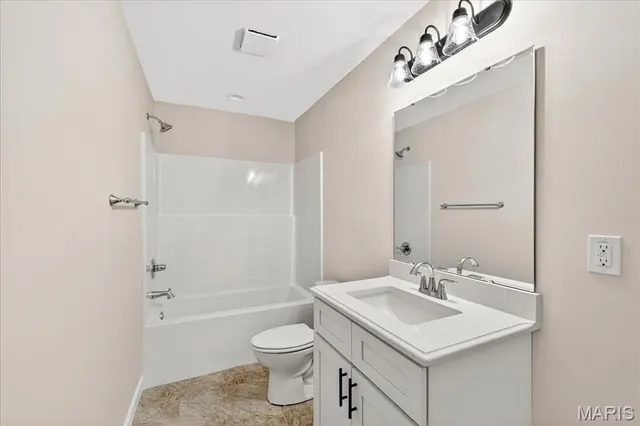 $445,000 | 617 Middletown Court, O'Fallon, IL 62269