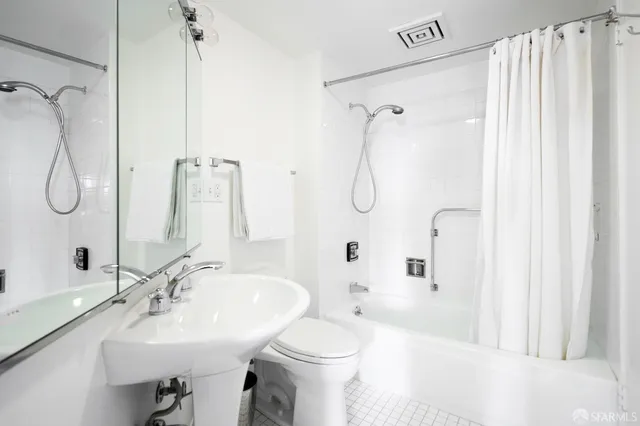 $667,999 | 1 Daniel Burnham Court, Unit 816, San Francisco, CA 94109