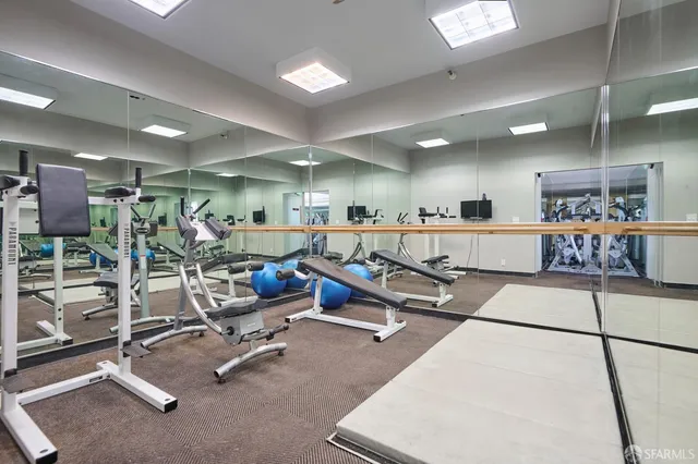 $667,999 | 1 Daniel Burnham Court, Unit 816, San Francisco, CA 94109