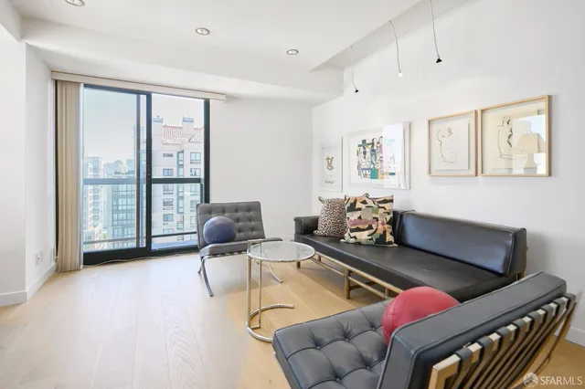 $667,999 | 1 Daniel Burnham Court, Unit 816, San Francisco, CA 94109