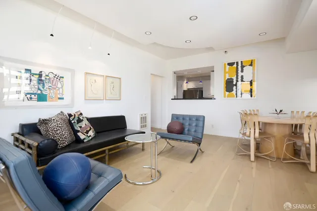 $667,999 | 1 Daniel Burnham Court, Unit 816, San Francisco, CA 94109