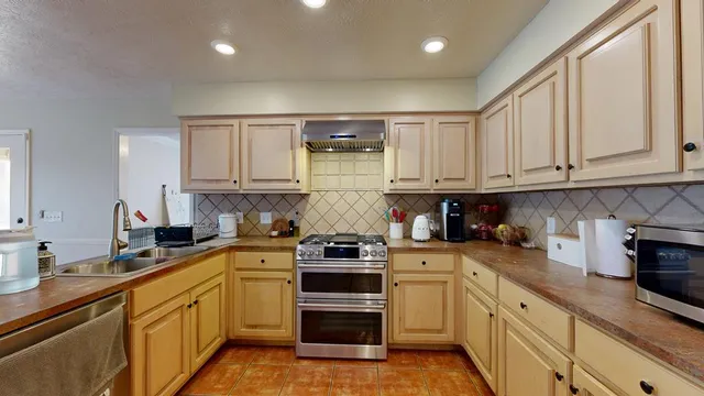 $325,000 | 6697 Springlake Drive, Columbus, GA 31909