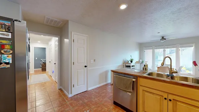 $325,000 | 6697 Springlake Drive, Columbus, GA 31909