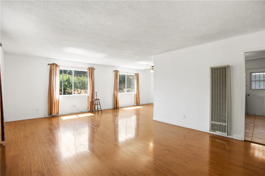 5335 Monterey Road Los Angeles, CA 90042 - Photo 11 of 33