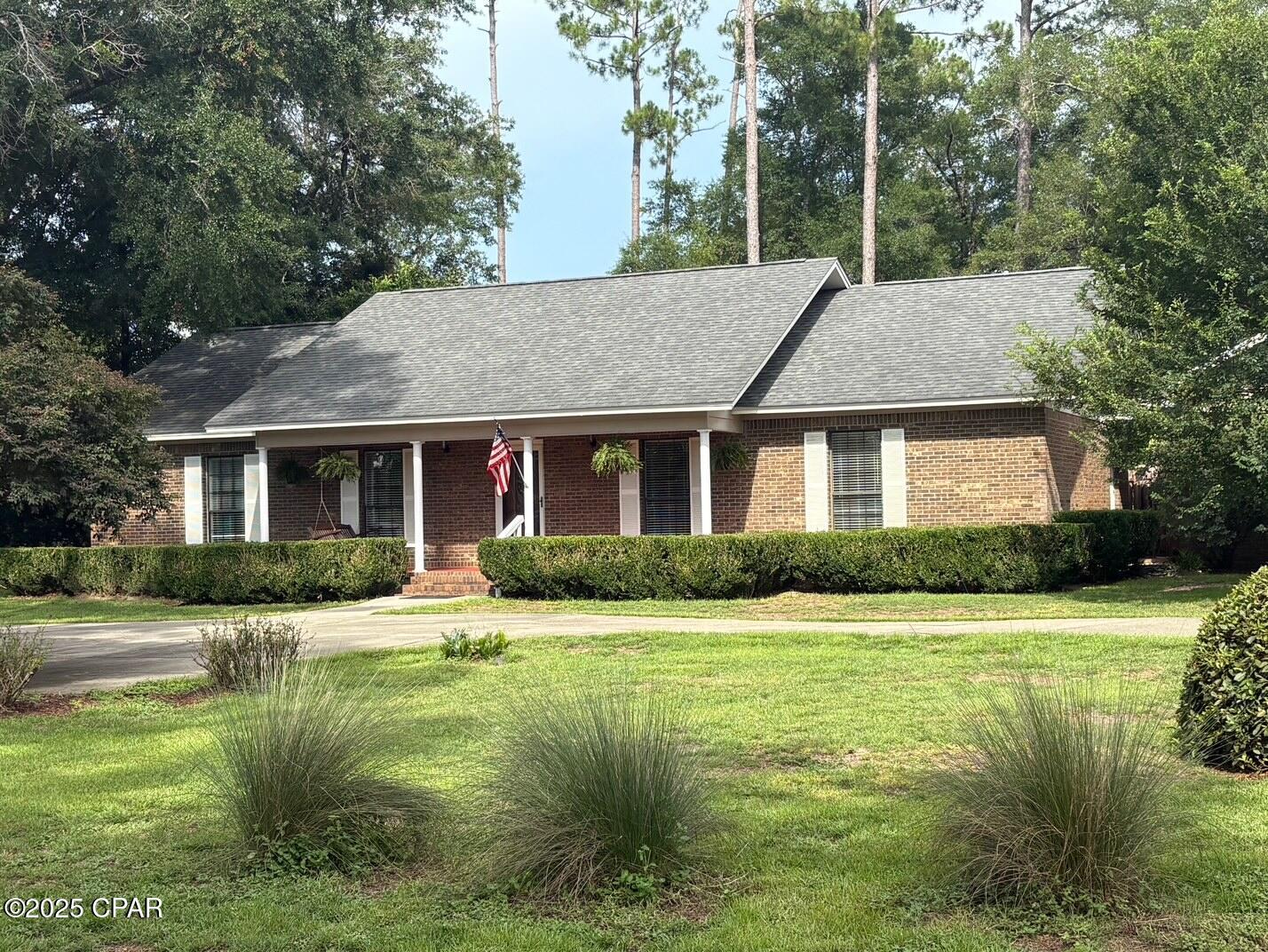 2802 Jackson Bluff Road Marianna, FL 32446 - Photo 1 of 46 Gallery Image 1
