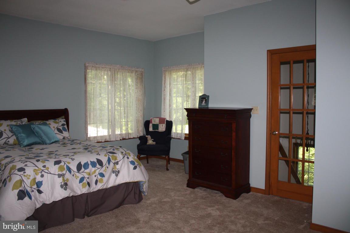6 Shirley Lane Lititz, PA 17543 - Photo 14 of 23 Gallery Image 14